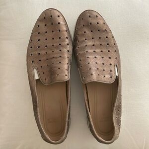 Johnston & Murphy Metallic Perforated Flex Slip On Loafers From India